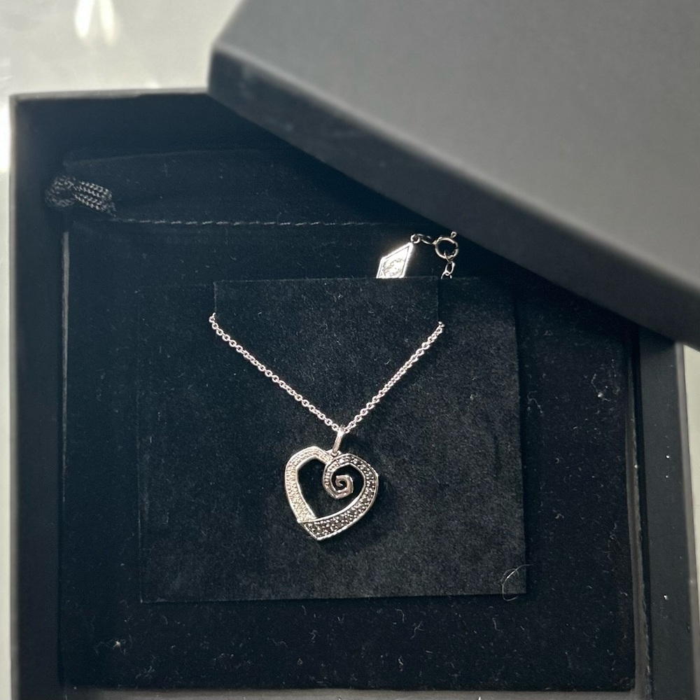 The nightmare before Christmas necklace